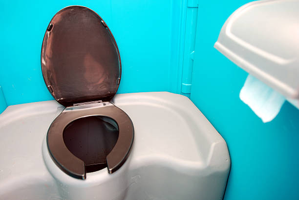 Best Porta potty rental near me  in Hammond, IN